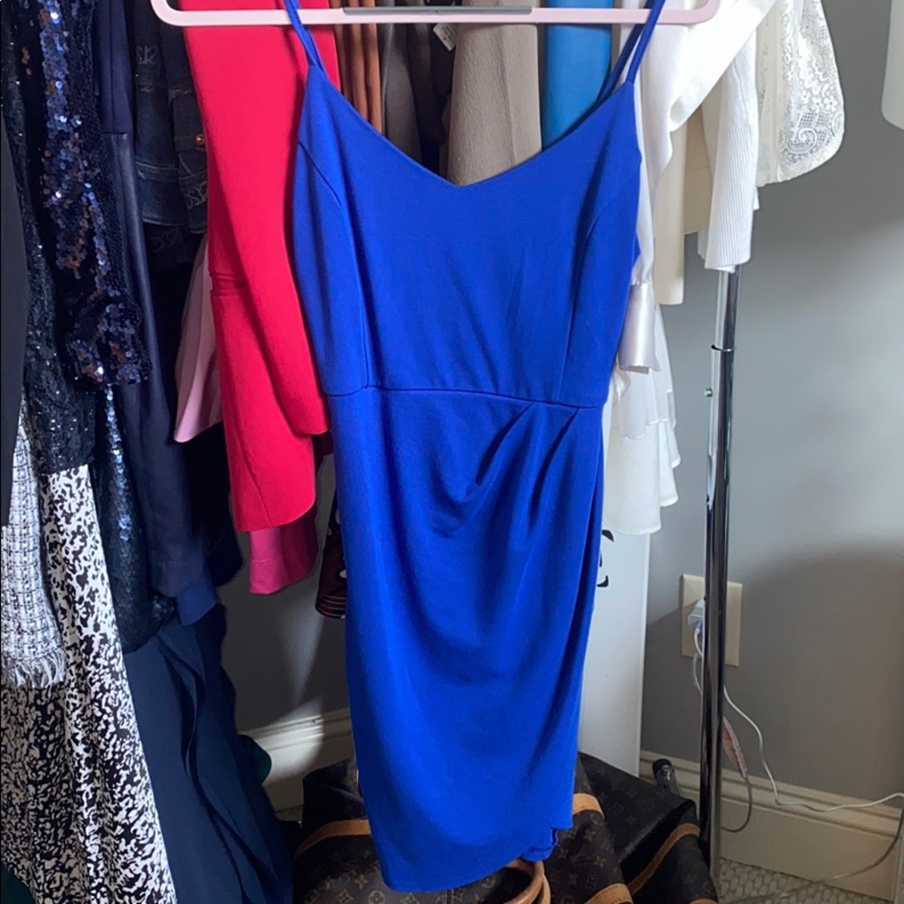 Chic blue mini dress.